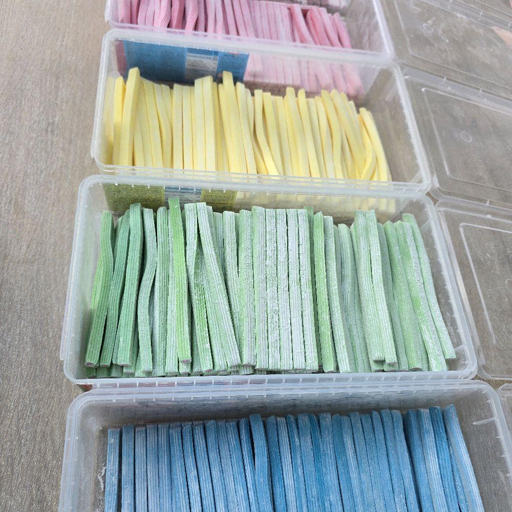 Pick your own Planks, inverted pencils and Pencils - Rayaditos, planks and inverted pencils 100gram pick your own mix