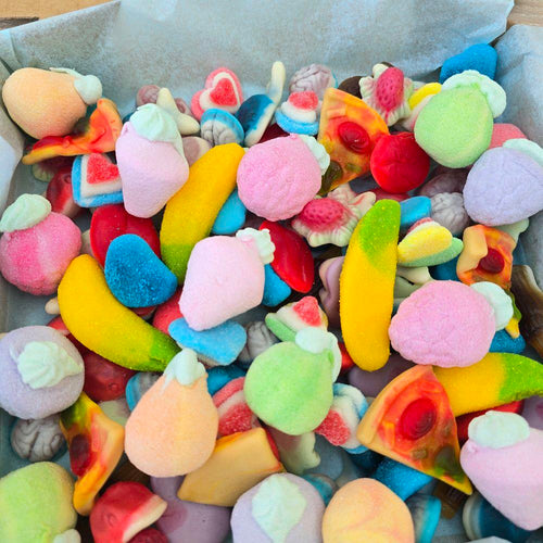 1 KG Jelly filled Pick n Mix Sweets - Unique Mix of Your Favourites and Unusual Sweets in Gift Box. Candy