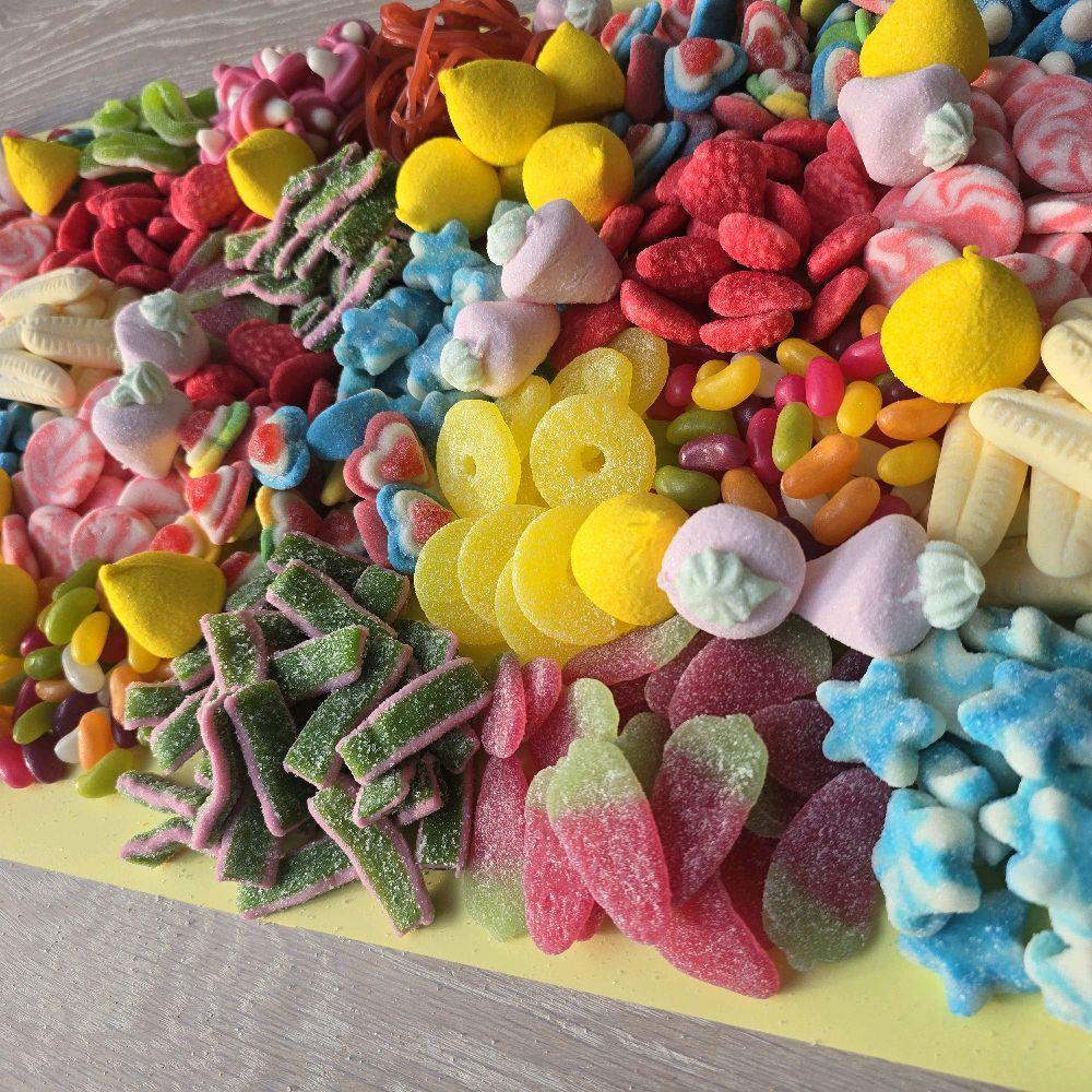 Party sweet grazing table | Wedding sweet grazing table | Ultimate party sweet buffet