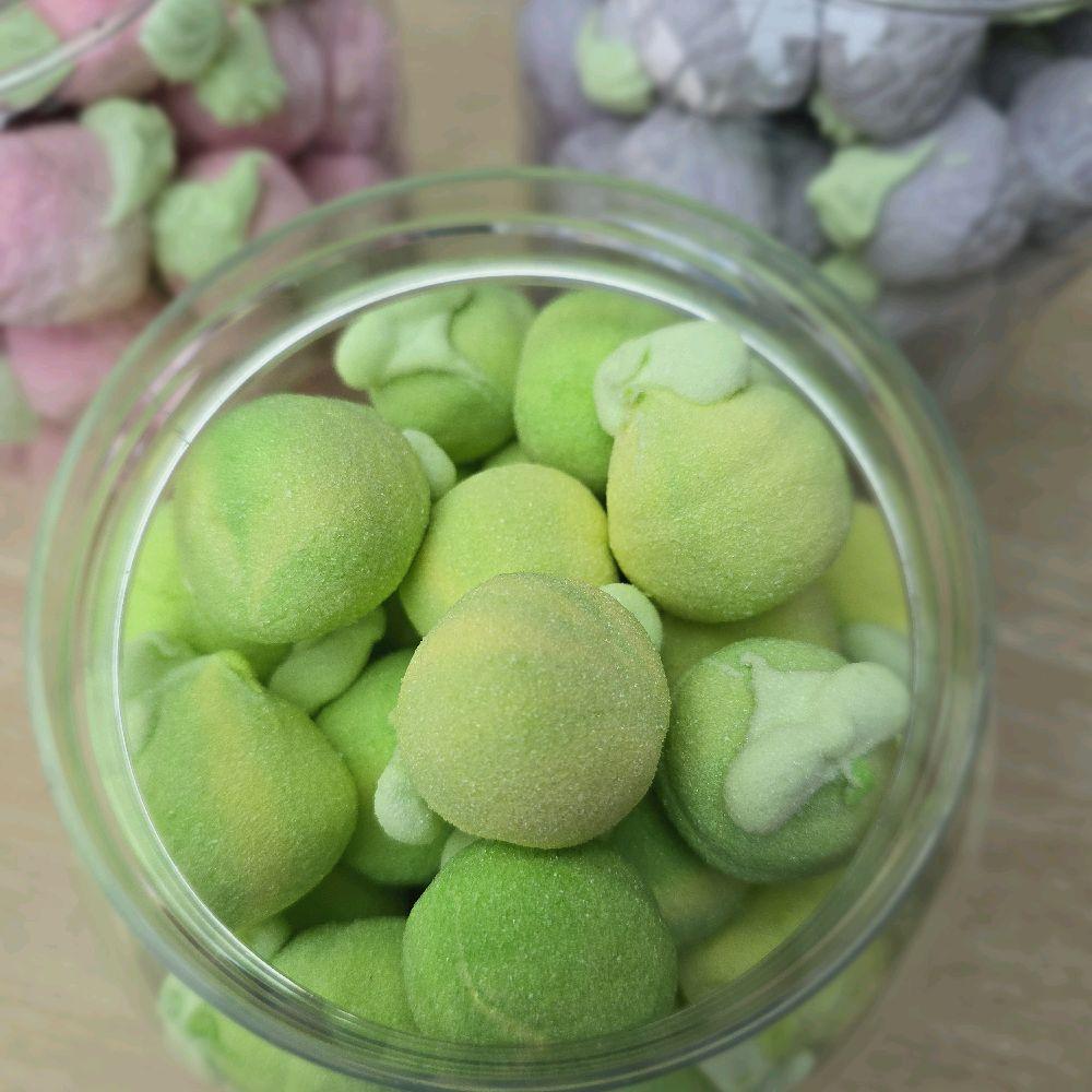Mallow mix selection! Your favourite fizzy sweets in a 600gram pick n mix box perfect for yourself or loved one.