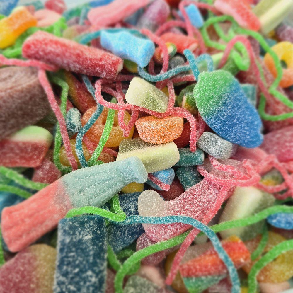 Fizzy pick n mix selection! Your favourite fizzy sweets in a 1KG box perfect for yourself or loved one